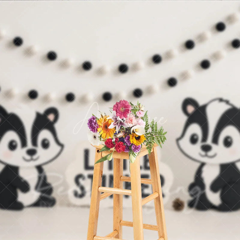 Aperturee - Aperturee Little Stinker Cartoon Skunk Photo Backdrop Woodland Animal Birthday Photography Background