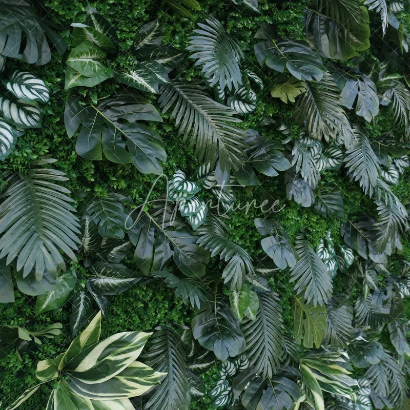 Aperturee - Aperturee Lush Green Tropical Artificial Flower Wall with Diverse Botanical Foliage Event Photo Backdrop Decor