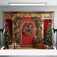 Aperturee - Aperturee Luxurious Golden Arch Red Velvet Christmas Trees Holiday Backdrop Festive Garlands and Wreath Decor