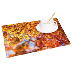 Aperturee - Aperturee Modern Autumn Fall Foliage Print Set of 4 Placemats for Thanksgiving Dinner and Seasonal Kitchen Table Decor