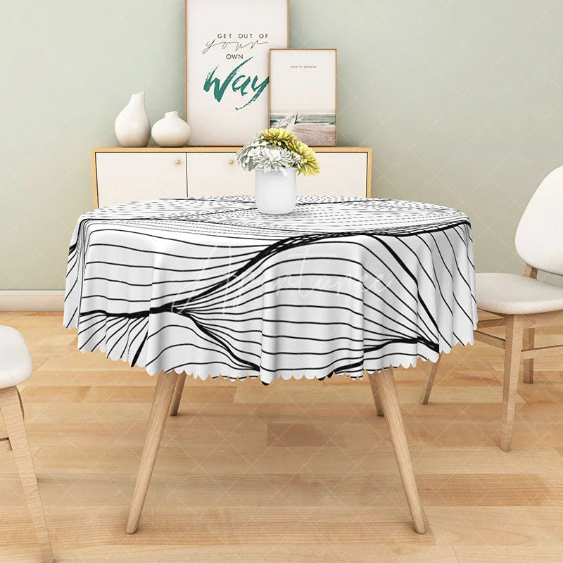 Aperturee - Aperturee Modern Black and White Wavy Line Round Tablecloth for Abstract and Minimalist Contemporary Decor