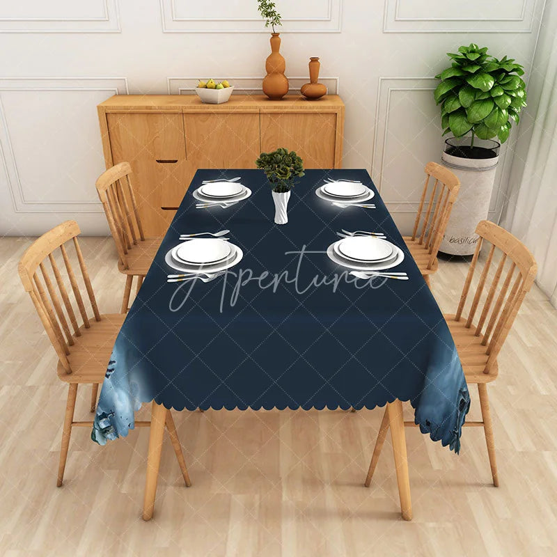 Aperturee - Aperturee Modern Blue and Black Rectangle Tablecloth with Faux Scalloped Edge for Abstract and Contemporary Decor