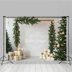 Aperturee - Aperturee Modern Christmas Photography Backdrop Wood Arch with Garland and Trees Minimalist Holiday Photo Background
