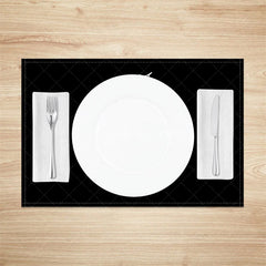 Aperturee - Aperturee Modern Christmas Set of 4 Placemats Merry Christmas Script Minimalist Black and Gold Table Mats