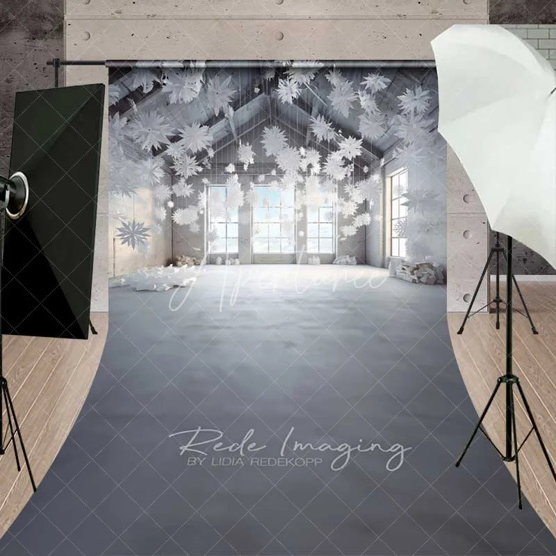 Aperturee - Aperturee Modern Winter Loft Sweep Backdrop Hanging Paper Snowflakes White Room Snow Floor Photo Background