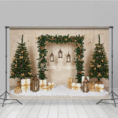 Aperturee - Aperturee Natural Rustic Christmas Arch Photography Backdrop Garland with Lanterns and Presents Holiday Photo Background