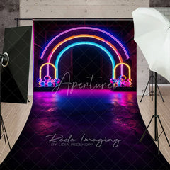Aperturee - Aperturee Neon Rainbow Arch Sweep Backdrop Disco Ball Light Tunnel Background 80s Retro Glow Party Decoration Photo Booth