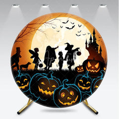 Aperturee - Aperturee Orange and Black Halloween Round Backdrop with Full Moon Bats Haunted Castle Trick or Treaters with Jack-O-Lanterns