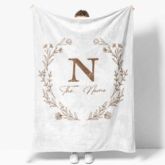 Aperturee - Aperturee Personalized Christmas Holly Blanket with Custom Name Festive Holiday Botanical Print Red Xmas Gift for Family