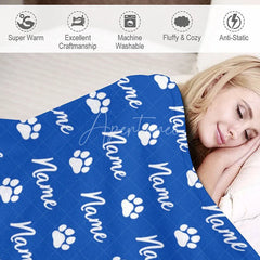 Aperturee - Aperturee Personalized Pet Blanket with Custom Name and Paw Prints for Dogs and Cats Blue Cozy Pet Bed Throw