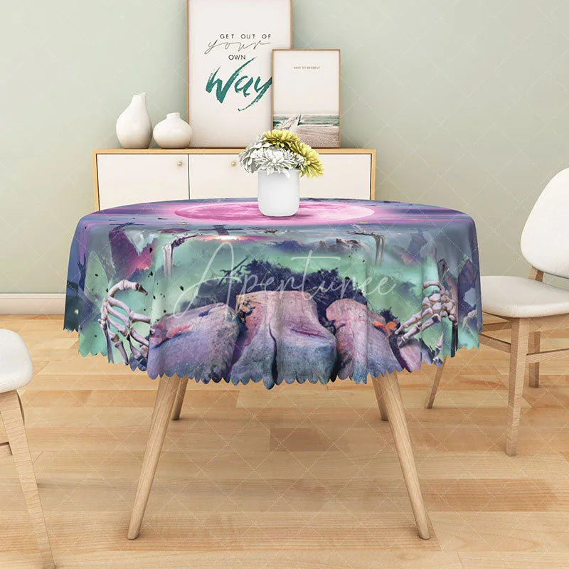 Aperturee - Aperturee Purple Halloween Round Tablecloth with Full Moon and Graveyard for Spooky and Gothic Party Decor