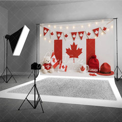 Aperturee - Aperturee Red and White Canadian Flag Photography Backdrop with Maple Leaf Bunting Festive National Day Celebration Decor