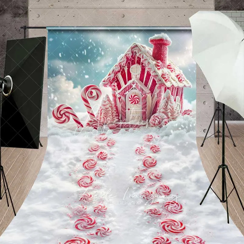 Aperturee - Aperturee Red Gingerbread House Sweep Backdrop Candy Cane Lane Peppermint Path Snow Floor Photo Background