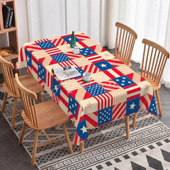 Aperturee - Aperturee Red White and Blue American Flag Patchwork Rectangle Tablecloth Fourth of July Party Decor