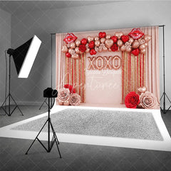 Aperturee - Aperturee Rose Gold XOXO Valentine Day Backdrop Red Lips Foil Balloons Tinsel Curtain Background Party Photography Prop