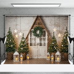 Aperturee - Aperturee Rustic A-Frame Door Christmas Photography Backdrop Farmhouse Scene with Trees and Lanterns Scandinavian Holiday