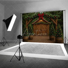 Aperturee - Aperturee Rustic Christmas Barn Photography Backdrop Wood Arch with Trees and Garland Farmhouse Holiday Photo Background
