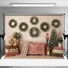 Aperturee - Aperturee Rustic Christmas Holiday Backdrop with Evergreen Wreaths Flocked Tree and Vintage Suitcases for Festive Photos