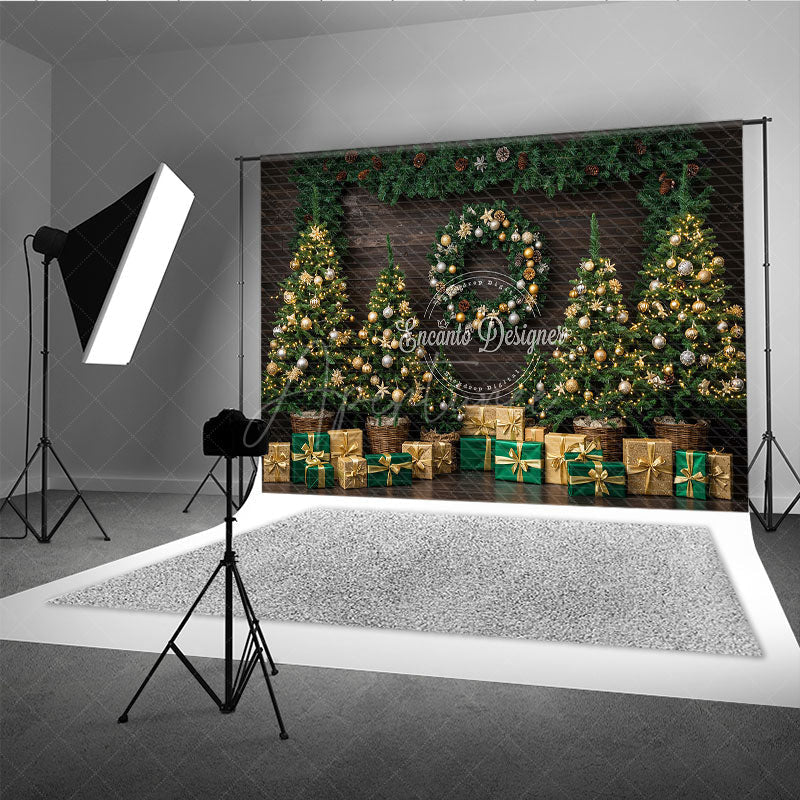 Aperturee - Aperturee Rustic Christmas Tree Farm Photography Backdrop Wood Wall with Garland Green and Gold Holiday Background