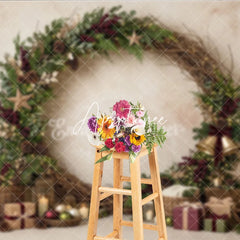Aperturee - Aperturee Rustic Wooden Wreath Holiday Backdrop with Evergreen Berries Pinecones and String Lights Festive Christmas Decor