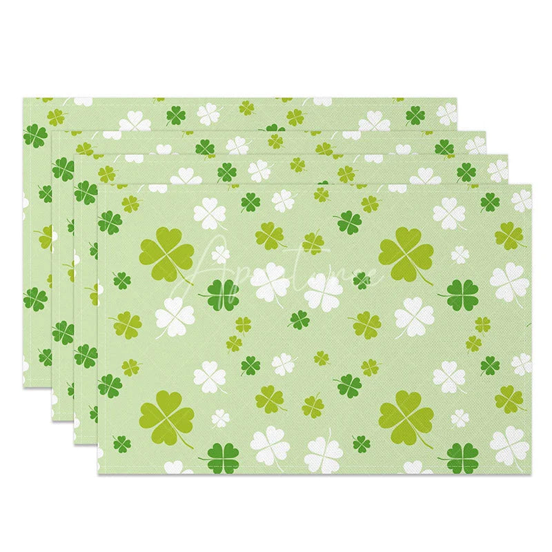 Aperturee - Aperturee Scattered Shamrock Pattern Set of 4 Placemats St. Patricks Day Green and White Clover Table Mats