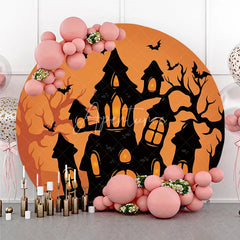 Aperturee - Aperturee Spooky Orange and Black Haunted House Round Backdrop with Flying Bats Eerie Halloween Party Decor