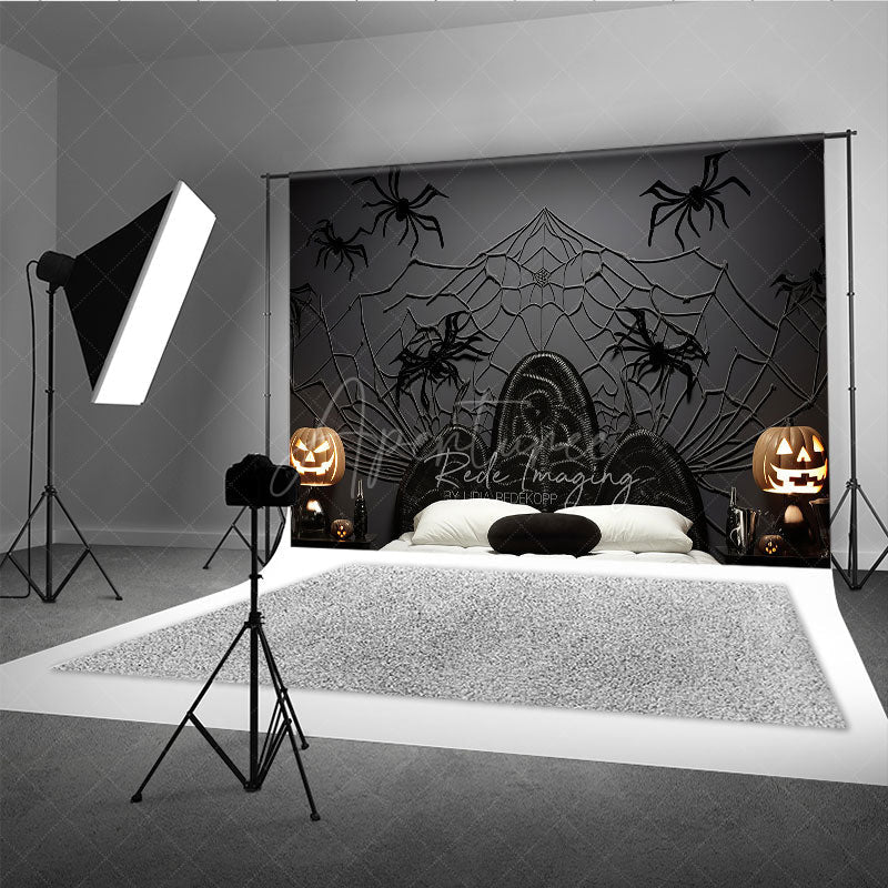 Aperturee Aperturee Spooky Spiderweb Headboard Photography Backdrop Black Wicker Bed and Jack O’ Lanterns Halloween Photo Prop