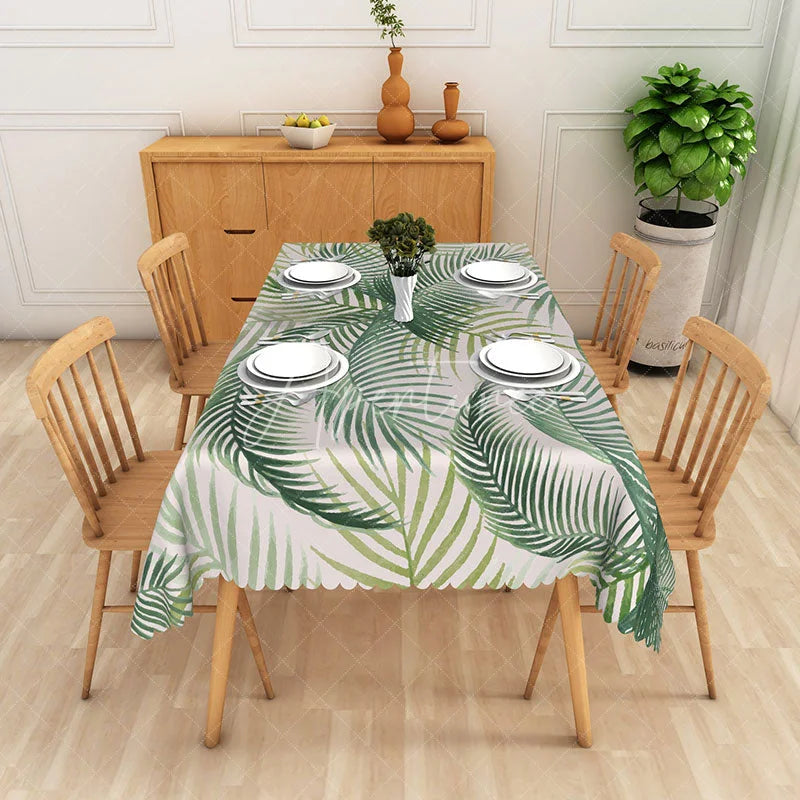 Aperturee - Aperturee Tropical Palm Leaf Tablecloth in Beige and Green for Summer Luau Jungle or Safari Themed Party Decor