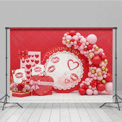 Aperturee - Aperturee Valentine’s Day Photography Backdrop Red Rose Kiss Mark Background Romantic Heart Box Photo Prop
