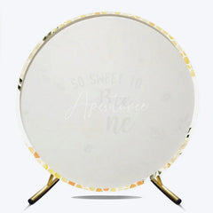 Aperturee - Aperturee Watercolor Honeycomb and Bees Round Backdrop So Sweet to Bee One First Birthday Celebration Decor