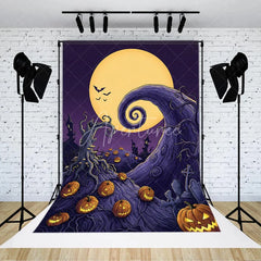 Aperturee - Aperturee Whimsical Halloween Night Holiday Backdrop with Full Moon Glowing Jack-o’-Lanterns and Twisted Trees
