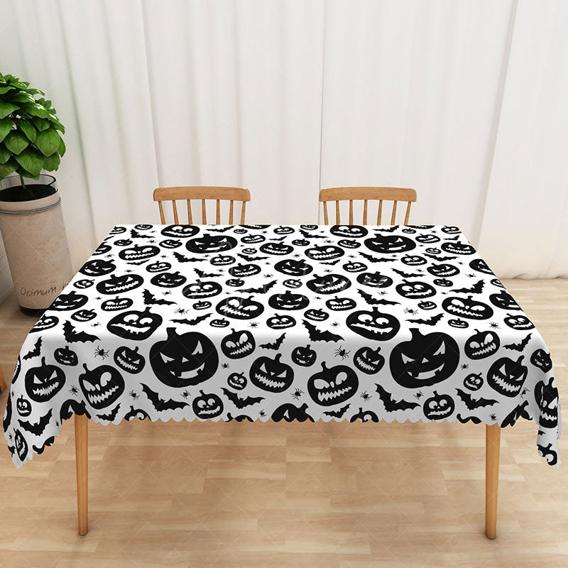 Aperturee - Aperturee White Halloween Rectangle Tablecloth with Jack O’ Lanterns and Bats for Kids Spooky Party Decorations