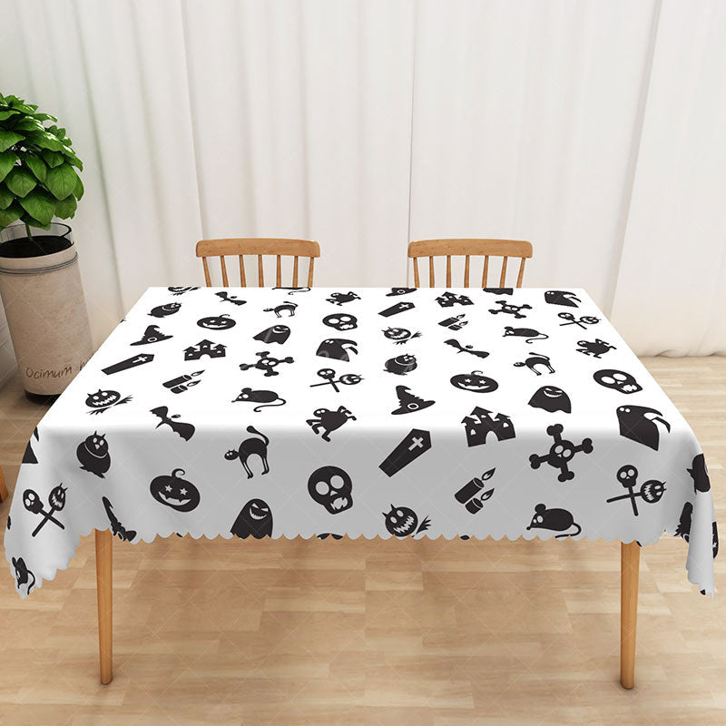 Aperturee - Aperturee White Halloween Rectangle Tablecloth with Skulls Bats and Pumpkins for Modern Spooky Party Decor