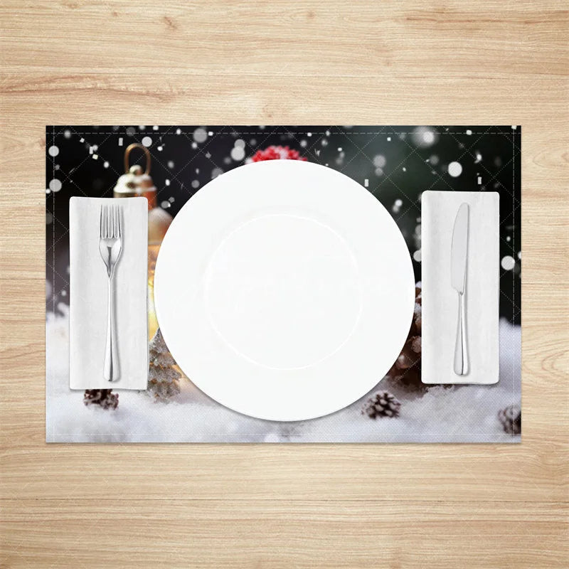 Aperturee - Aperturee Winter Snowflake and Christmas Tree Set of 4 Placemats for Holiday Dining and Festive Decorations