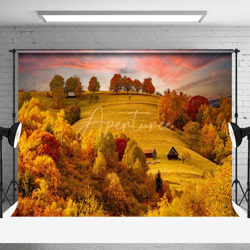 Aperturee - Beautiful Scenery Of Golden Hills In Autumn Backdrop