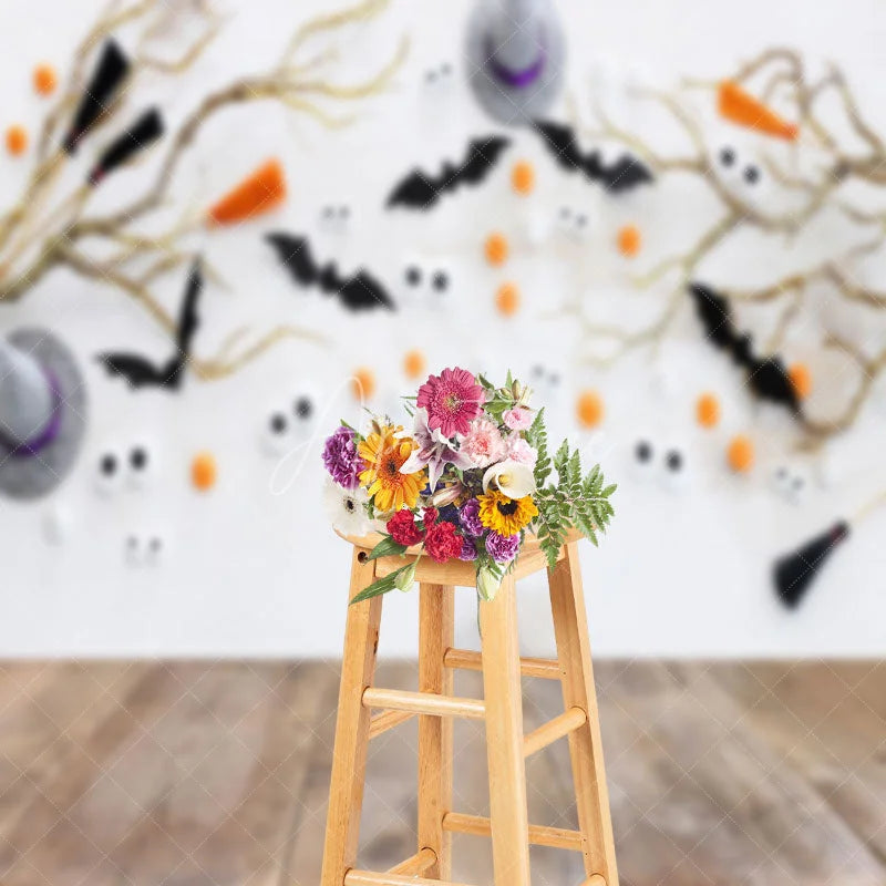 Aperturee - Cute White Wall Wooden Floor Eyes Bats Photo Backdrop