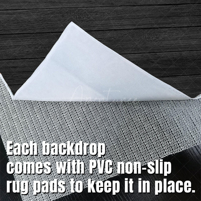 Aperturee - Elegant Black Horizontal Stripe Wood Grain Floor Mat