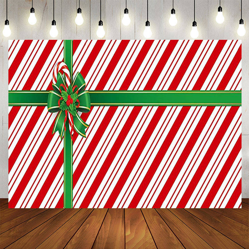 Aperturee - Red White Diagonal Stripe Gift Christmas Backdrop